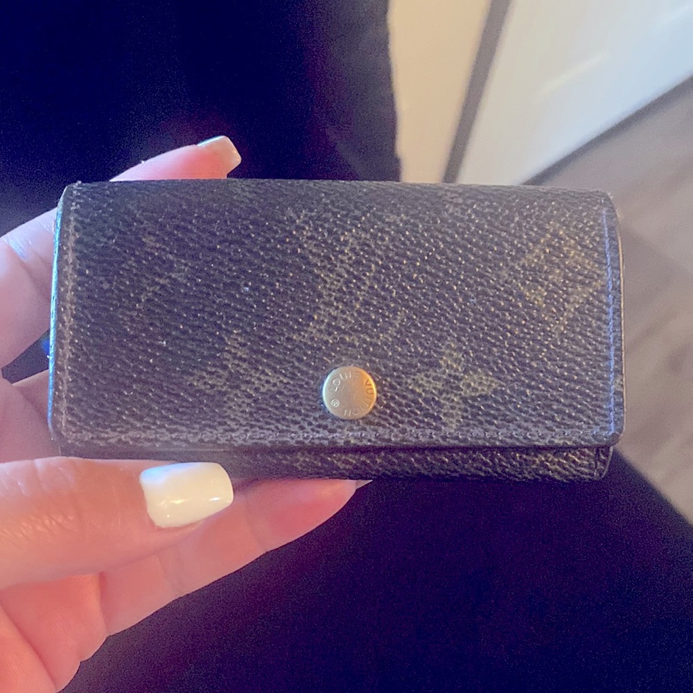 🔥Louis Vuitton key holder 🔥
